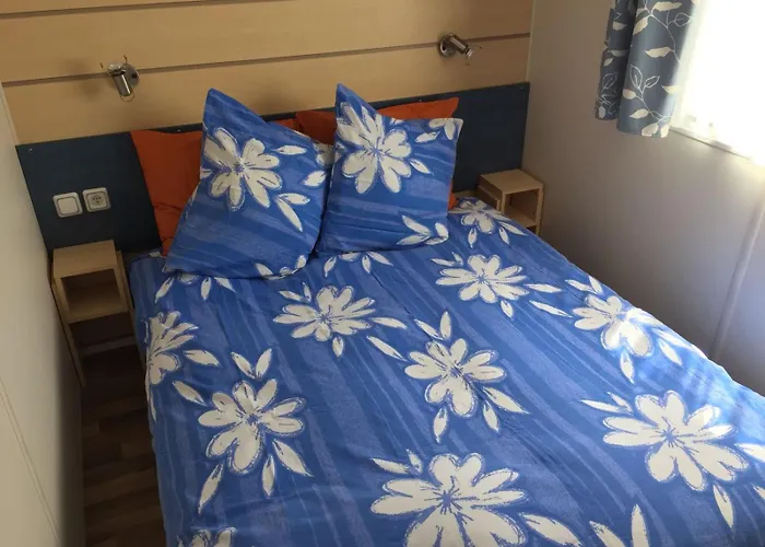 Mobilhome Ferme Equestre La Mouillere Casa de Férias